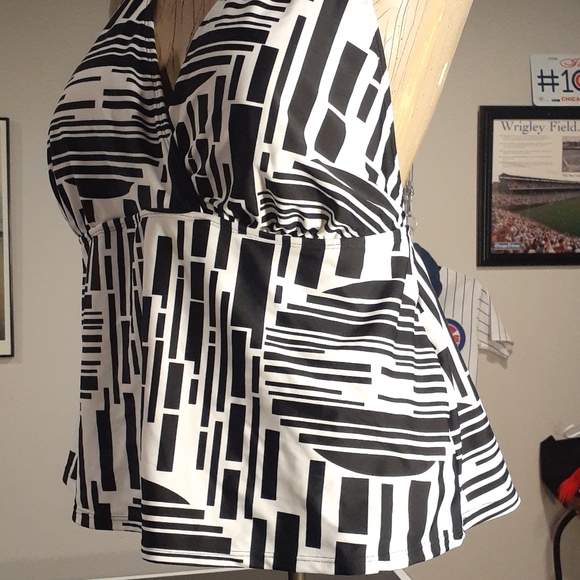 NWT  TANKINI TOP/SWIM TOP 3X  22W/24W NWT - Picture 5 of 11